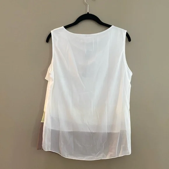 NWT Teared sleeveless top. White, yellow, brown colors. Size XL - Picture 2 of 2